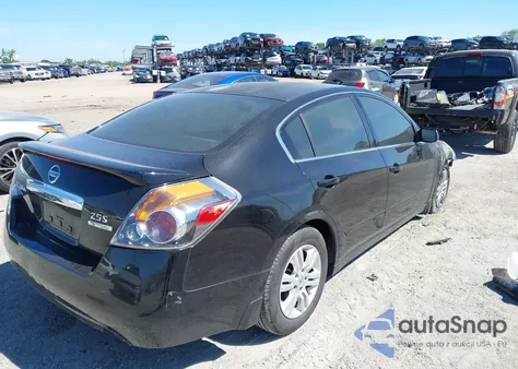 2011 Nissan Altima 2.5 S z USA, uszkodzony, nr VIN 1N4AL2AP6BC176027